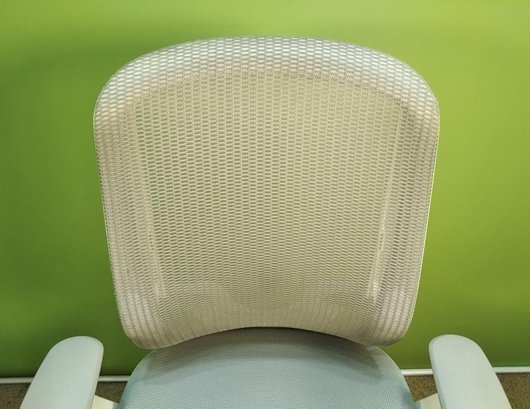 bl　オカムラ　シルフィーチェア　前傾機能　ハイバック　メッシュタイプ　中古