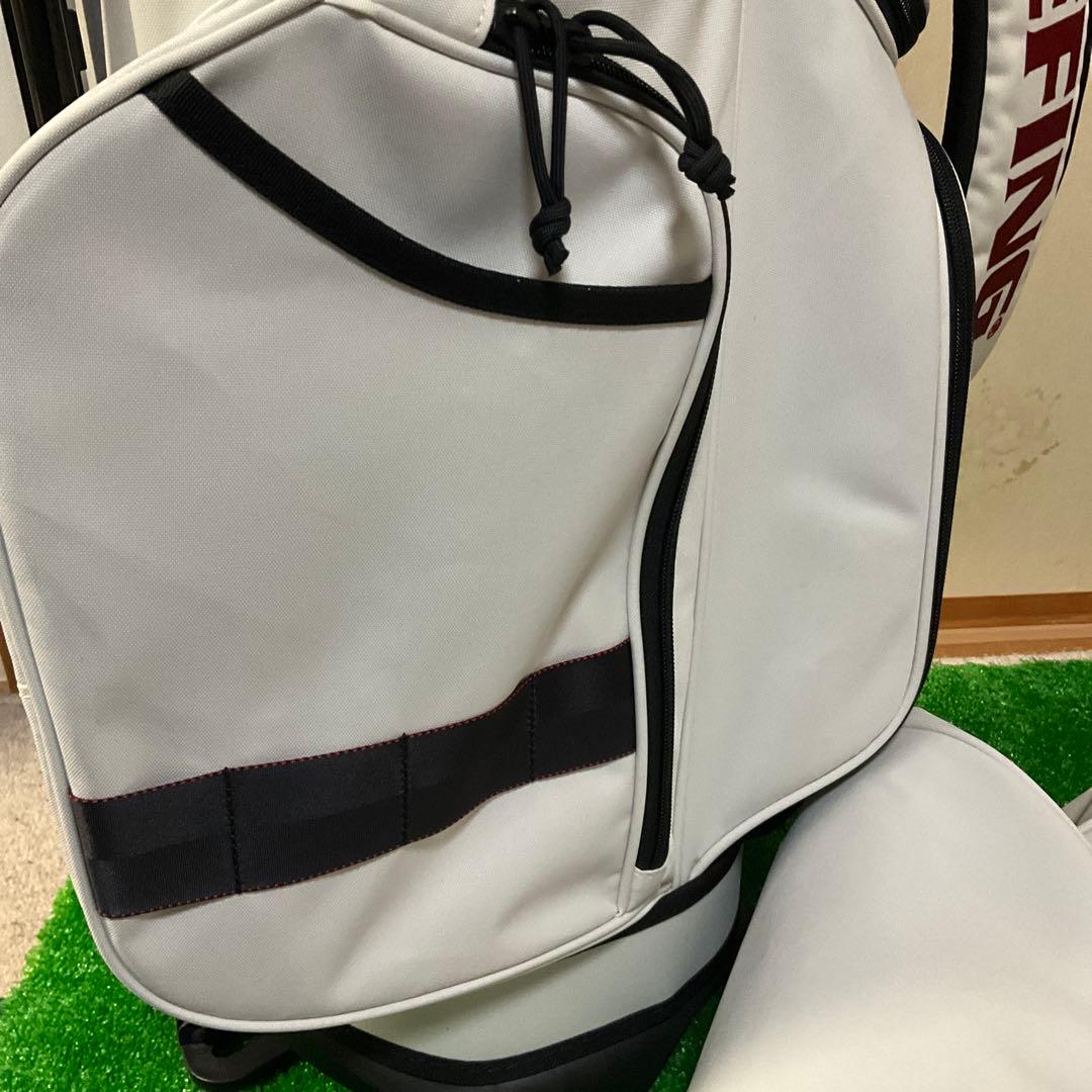 美品BRIEFING ゴルフバッグ・キャディバッグ　CR02オーセンティック