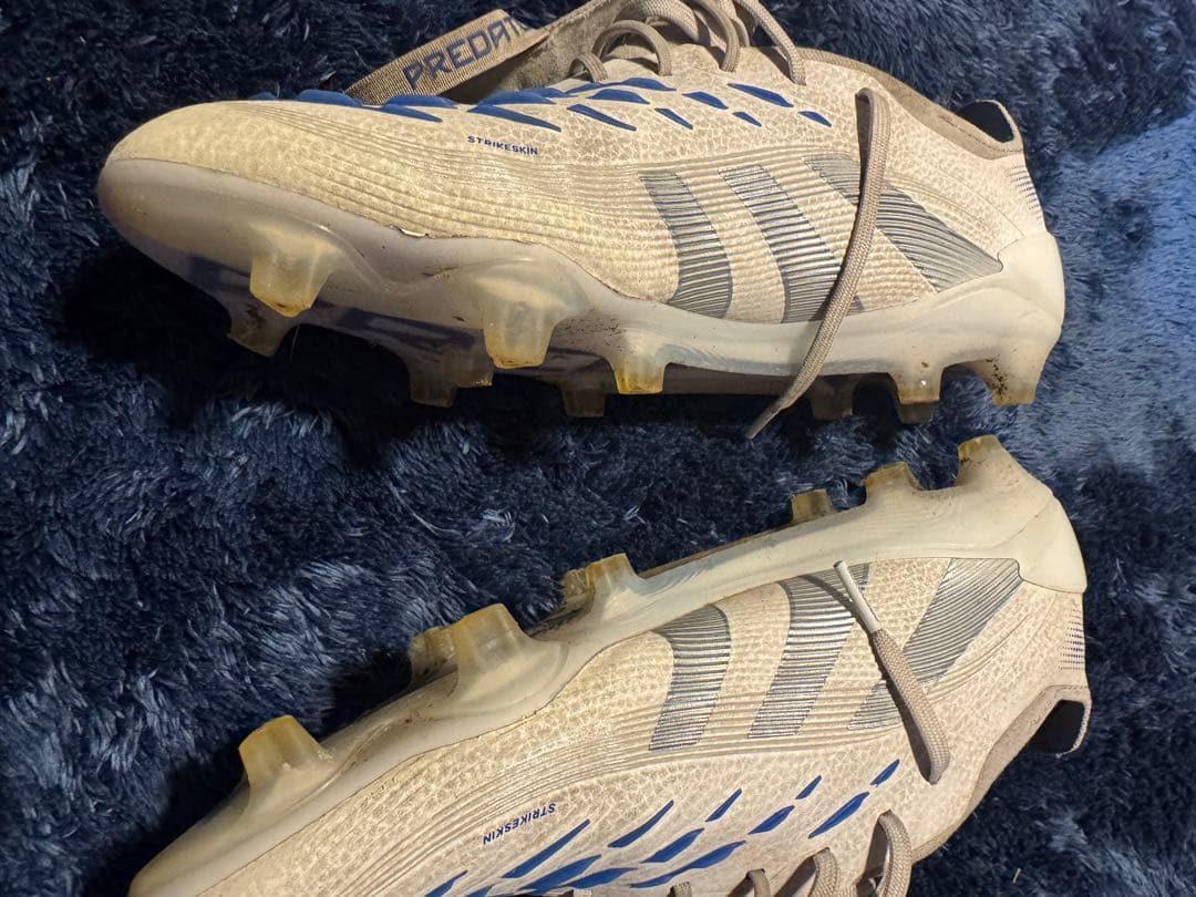 プレデター ELITE フォールディングタン FG / 天然芝用　27cm