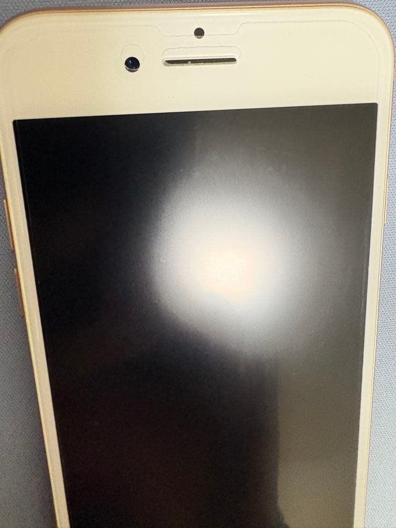 i Phone 8 Gold 64GB　SIMフリー（Apple通販）