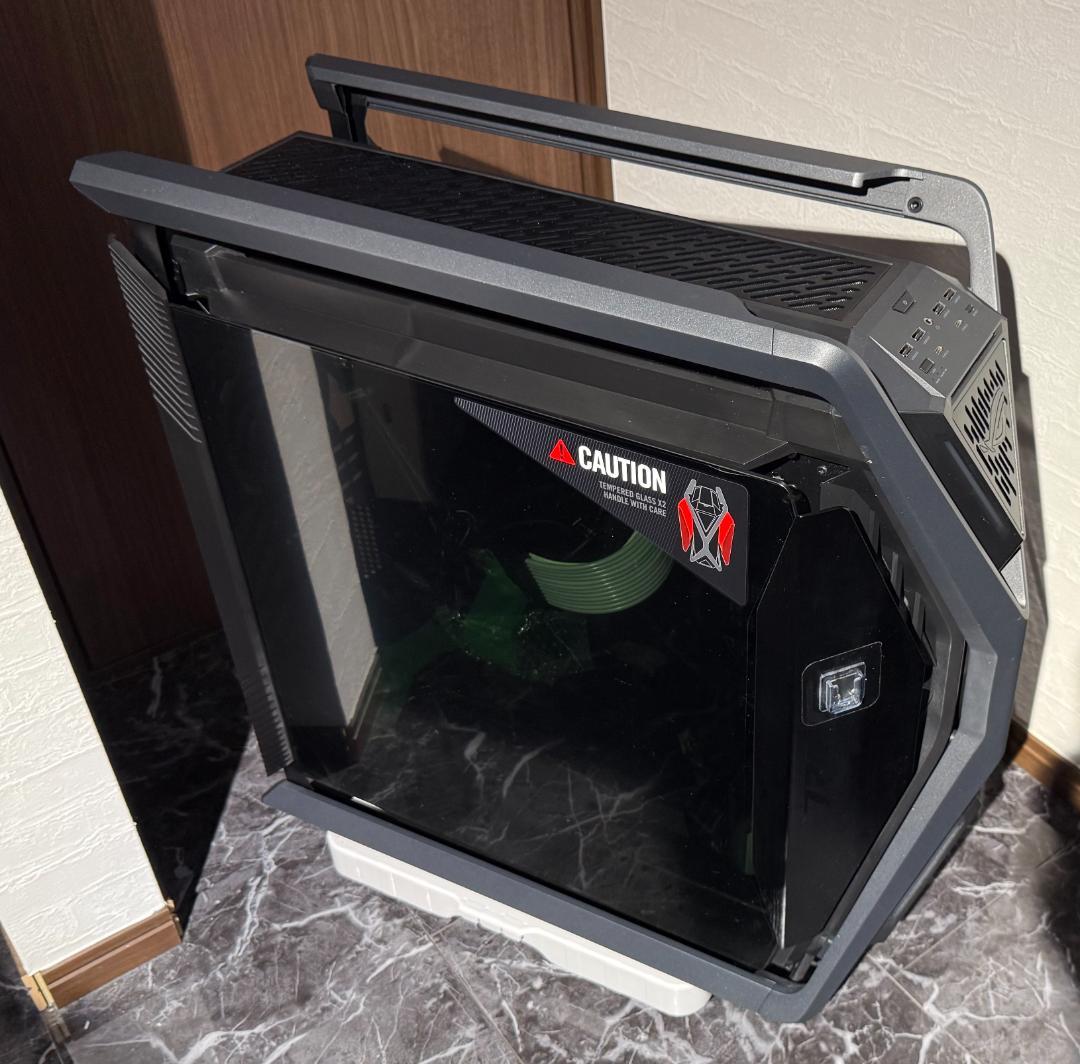 なお　PCパーツ（MB、CPU、メモリ、SSD４TB、電源）