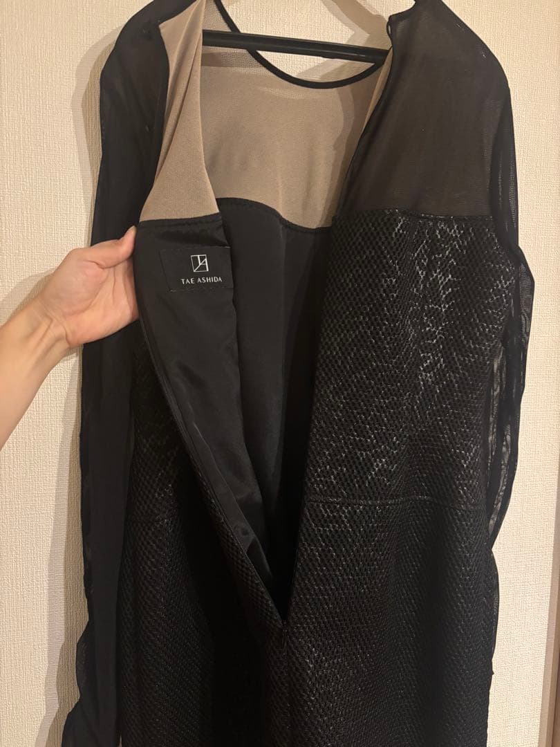 【ほぼ新品】タエアシダ　長袖チュール×フロッキーワンピースドレス Lサイズ