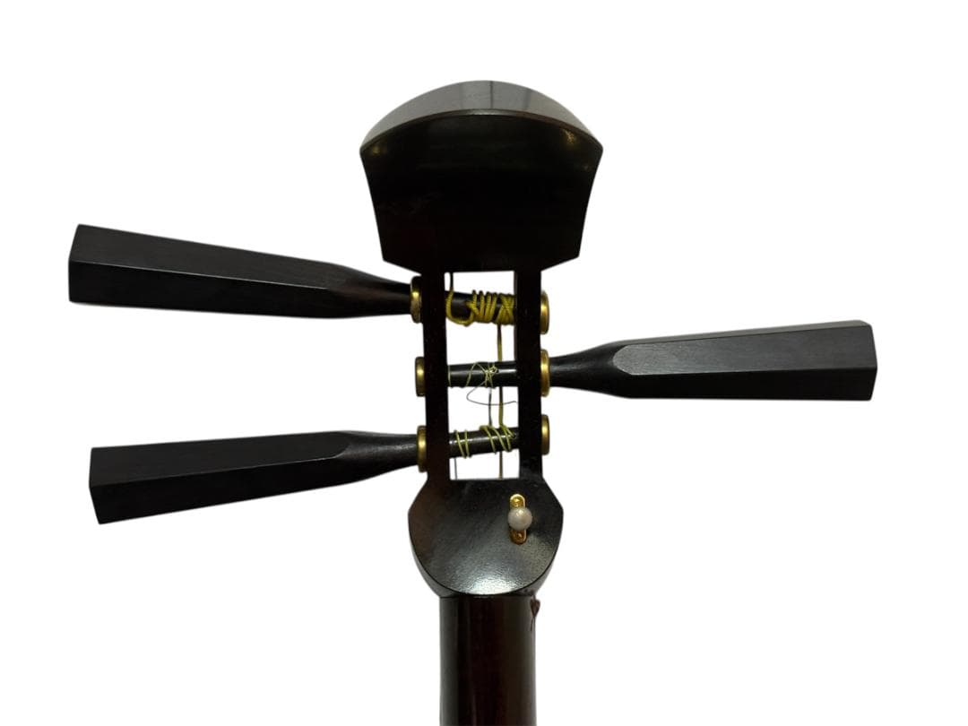 津軽三味線 東さわり 三つ折り 太棹 正寸 丸打胴 ハードケース 撥