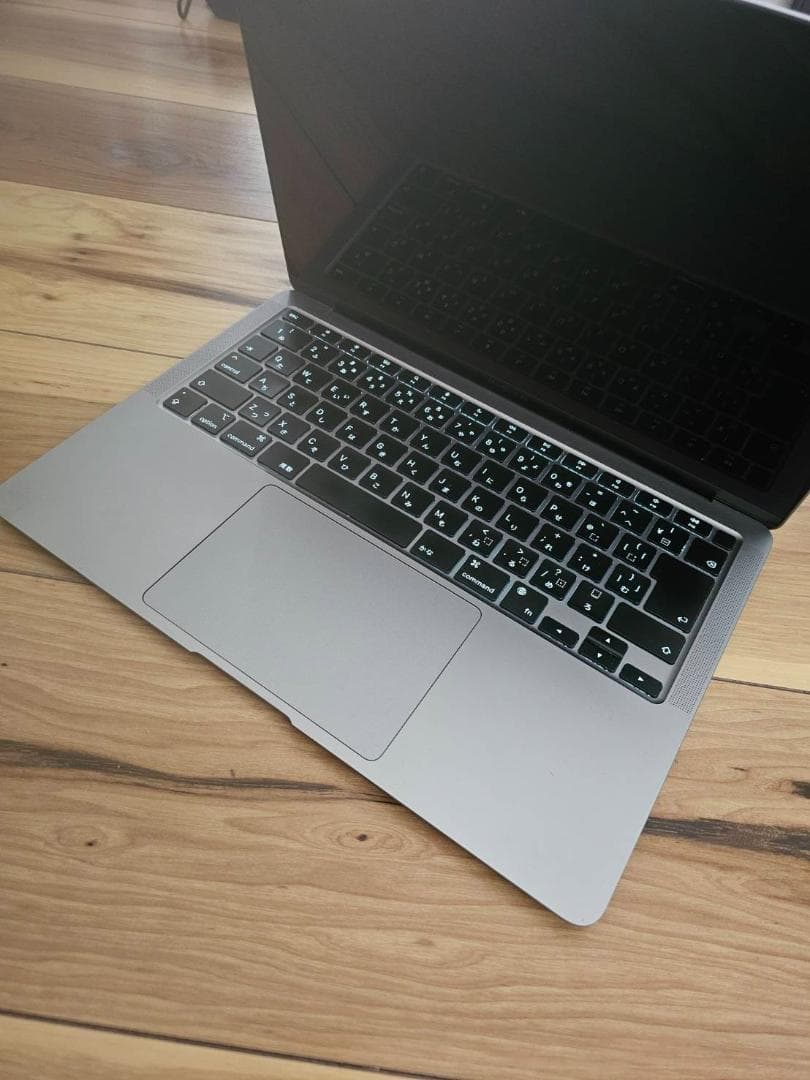 MacBook Air (M1, 2020) ジャンク品（外付モニターで利用可）