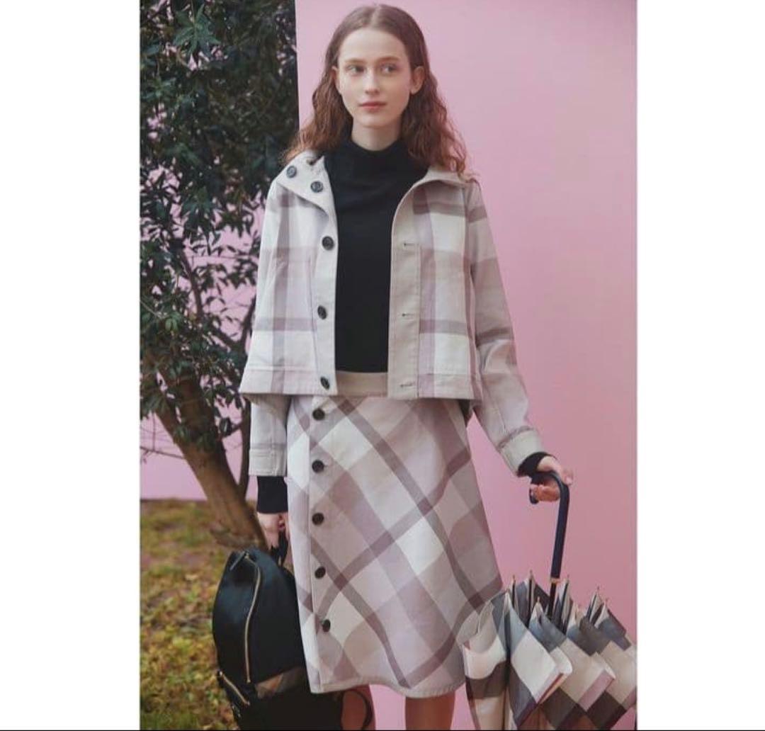 人気　ブルーレーベルクレストブリッジ　リバーシブルジャケット　38