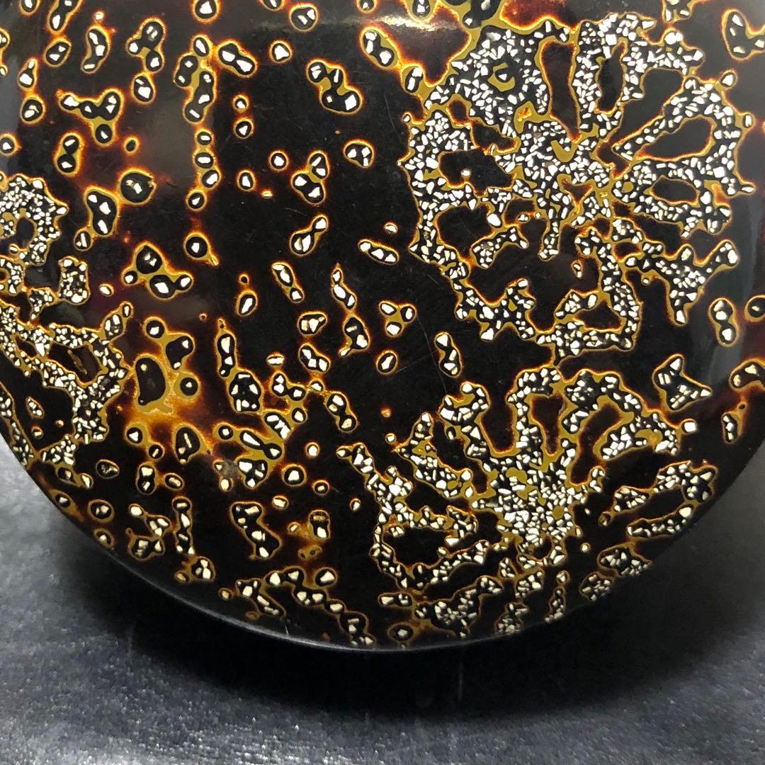 究極の美◼️蔵から夜空一面に美しい花火のような見事な漆塗りの香壺？入れ物が出て来た