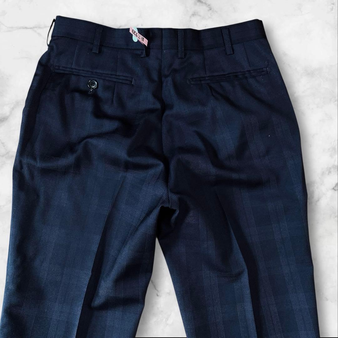 美品 メンズビジネススーツ A4相当 裏地ペイズリー 紺 スリーピース　S