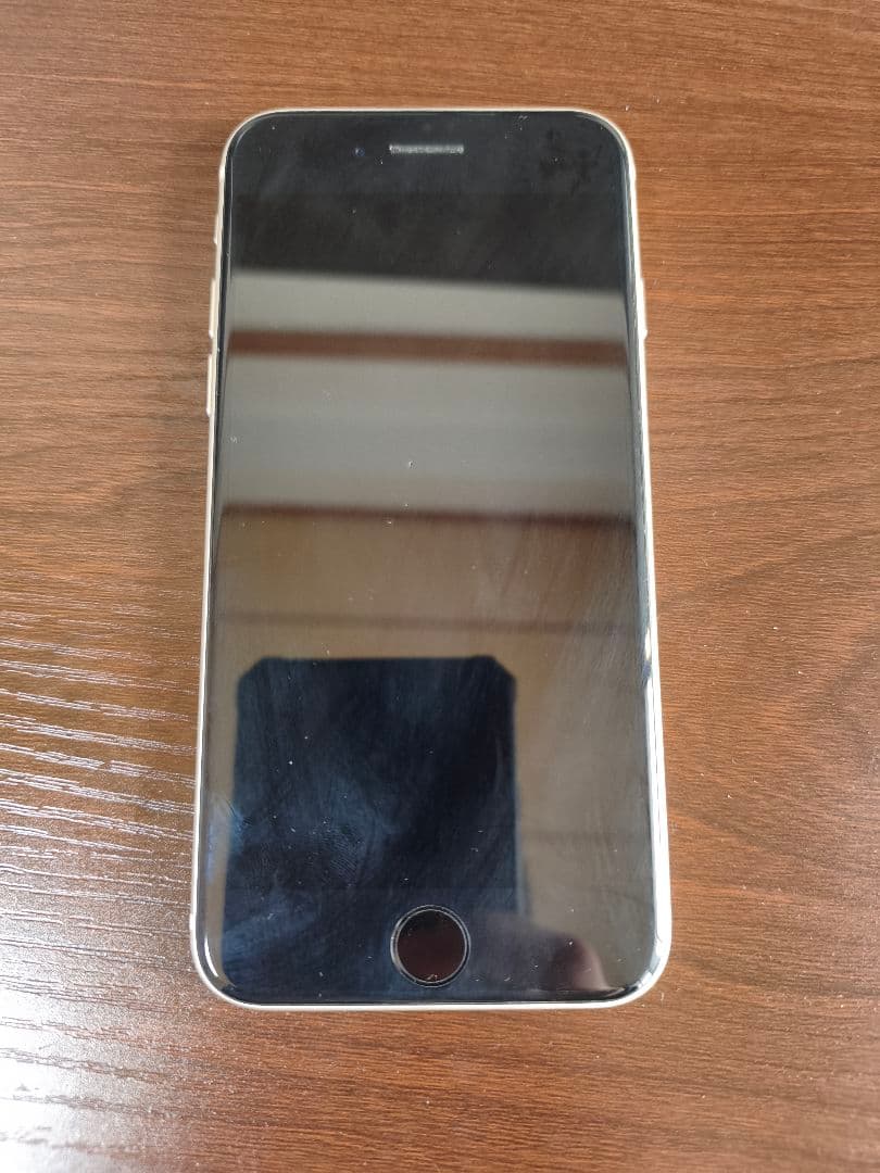 た*か様 Apple iPhone SE3（第3世代） 1