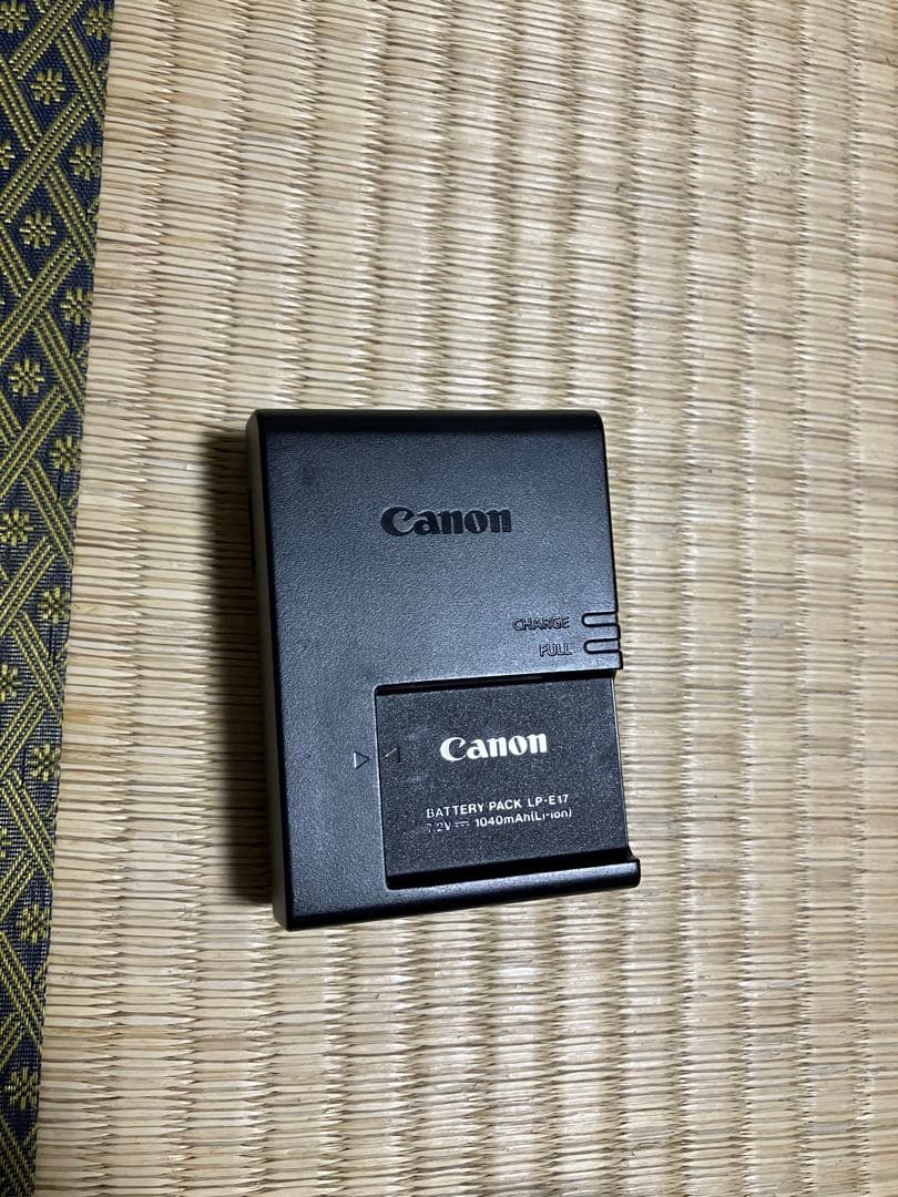 Canon EOS 8000D デジタル一眼レフカメラ 18-135レンズキット