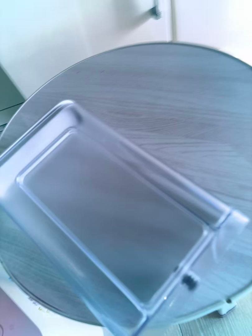 ネスプレッソ　F111 カプセル式コーヒーメーカー　ラティシマ•ワン