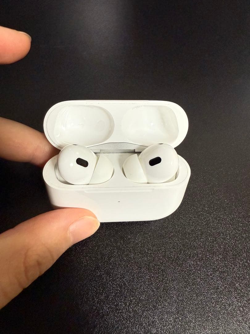 Apple Airpods pro 第2世代 LCQYNYJW7J