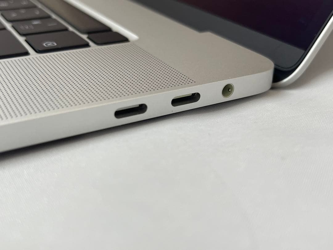 MacBook Pro16 i9/16GB/1TB 美品