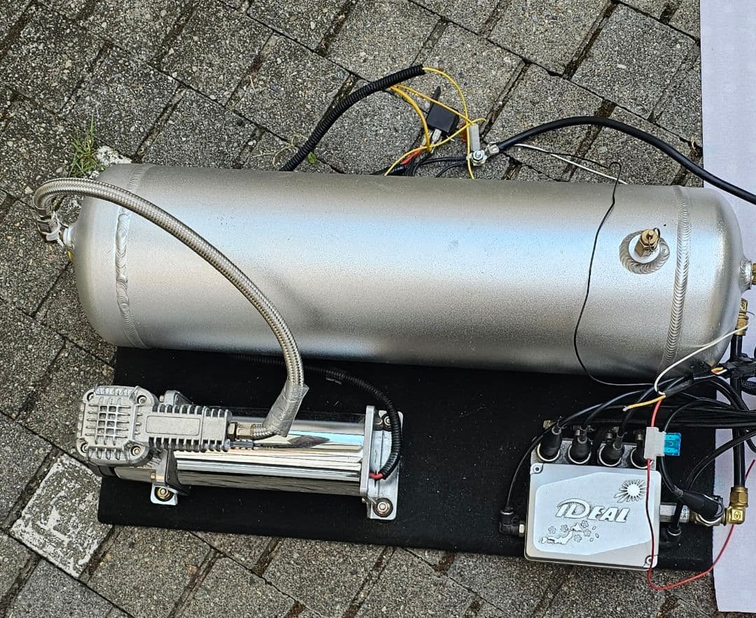 IDEAL サスペンションエアタンクセット