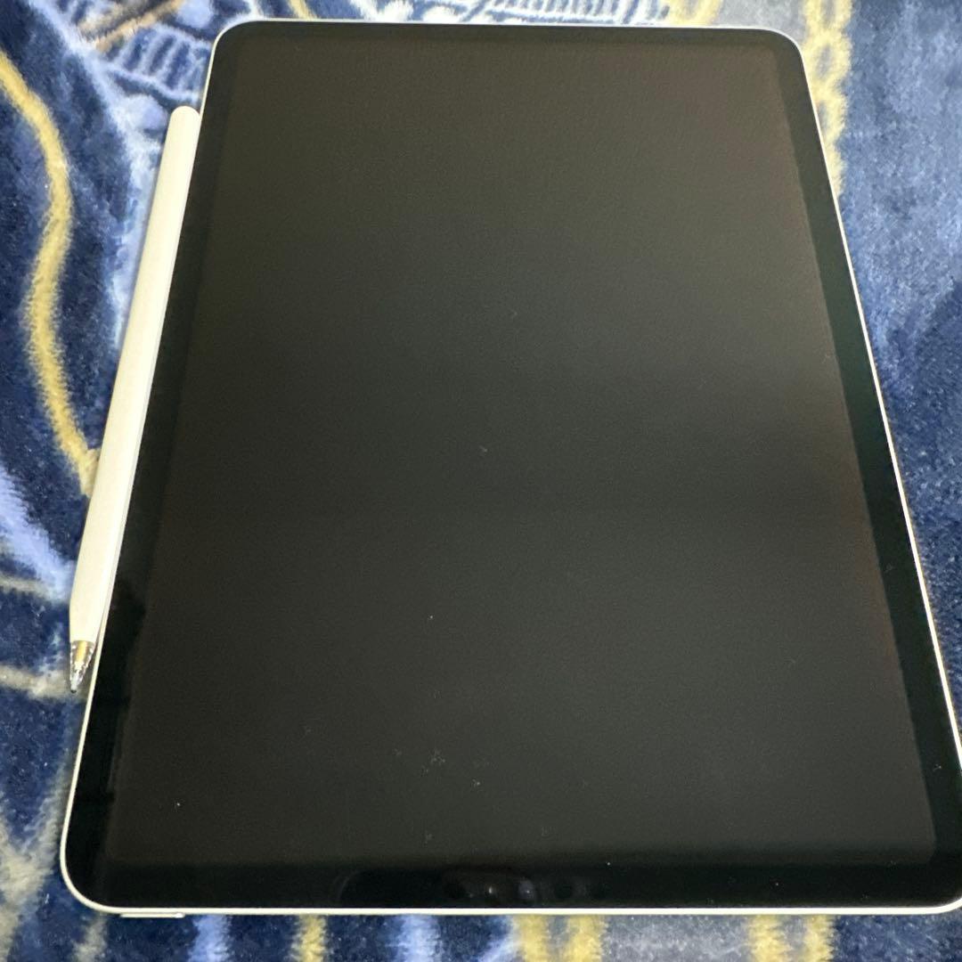 iPad Pro 11 第3世代 256GBとペンシル二代セト 【女性使用者】