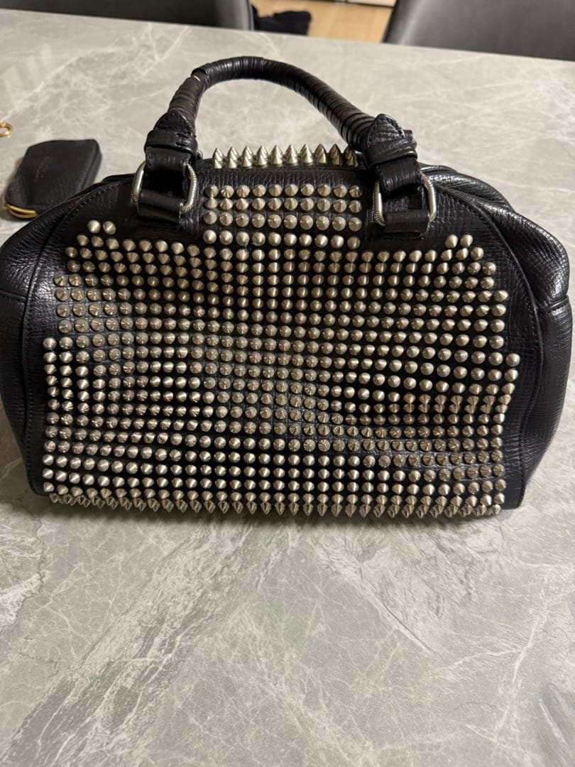 Christian Louboutin トートバッグ 黒　もう手に入らないです❗️