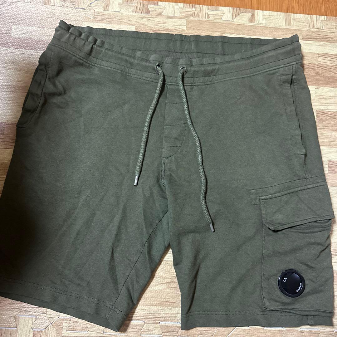 パンツ C.P. COMPANY goggle sweat shorts
