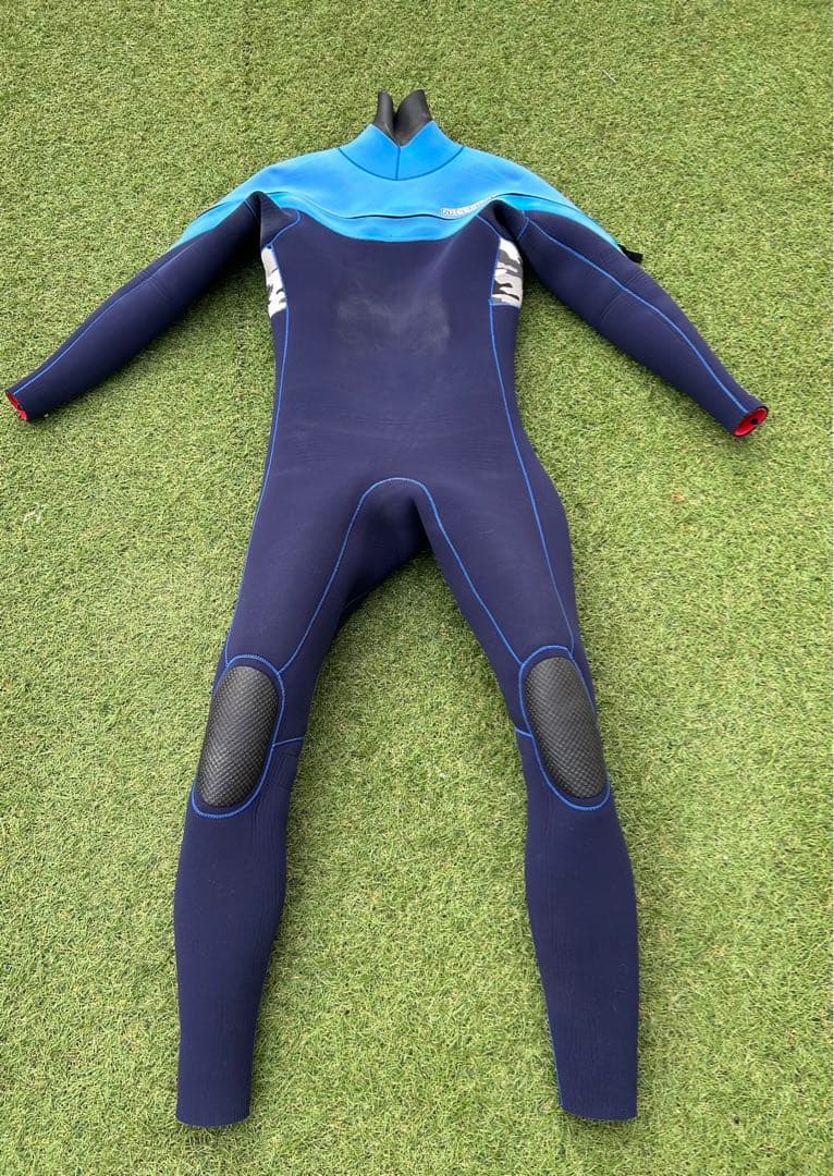 ウェットスーツ セミドライ　5ミリ　裏起毛