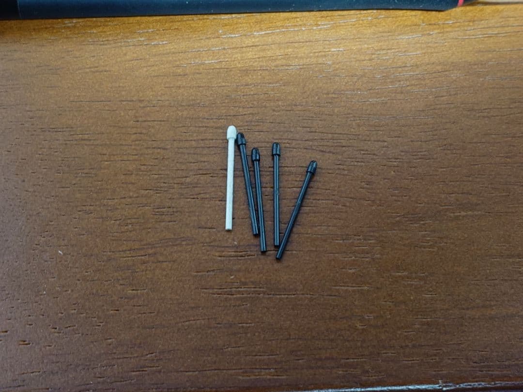 液タブ・ペンタブ Wacom Mobile Studio Pro13 DTH-W1320