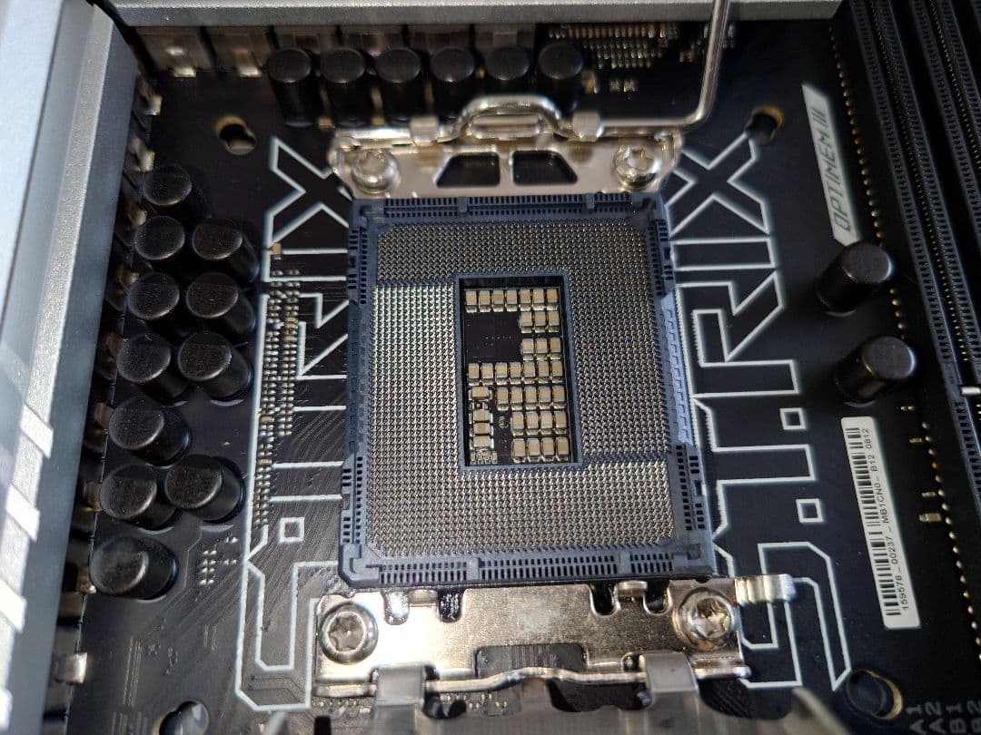 最安値 ROG STRIX Z790-A GAMING WIFI D4