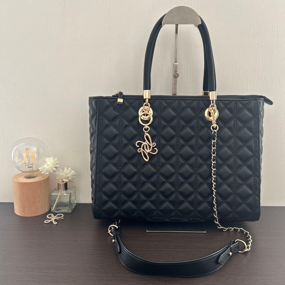 新品　ランダ RANDA 2WAYキルティンラージバック ブラック A4対応