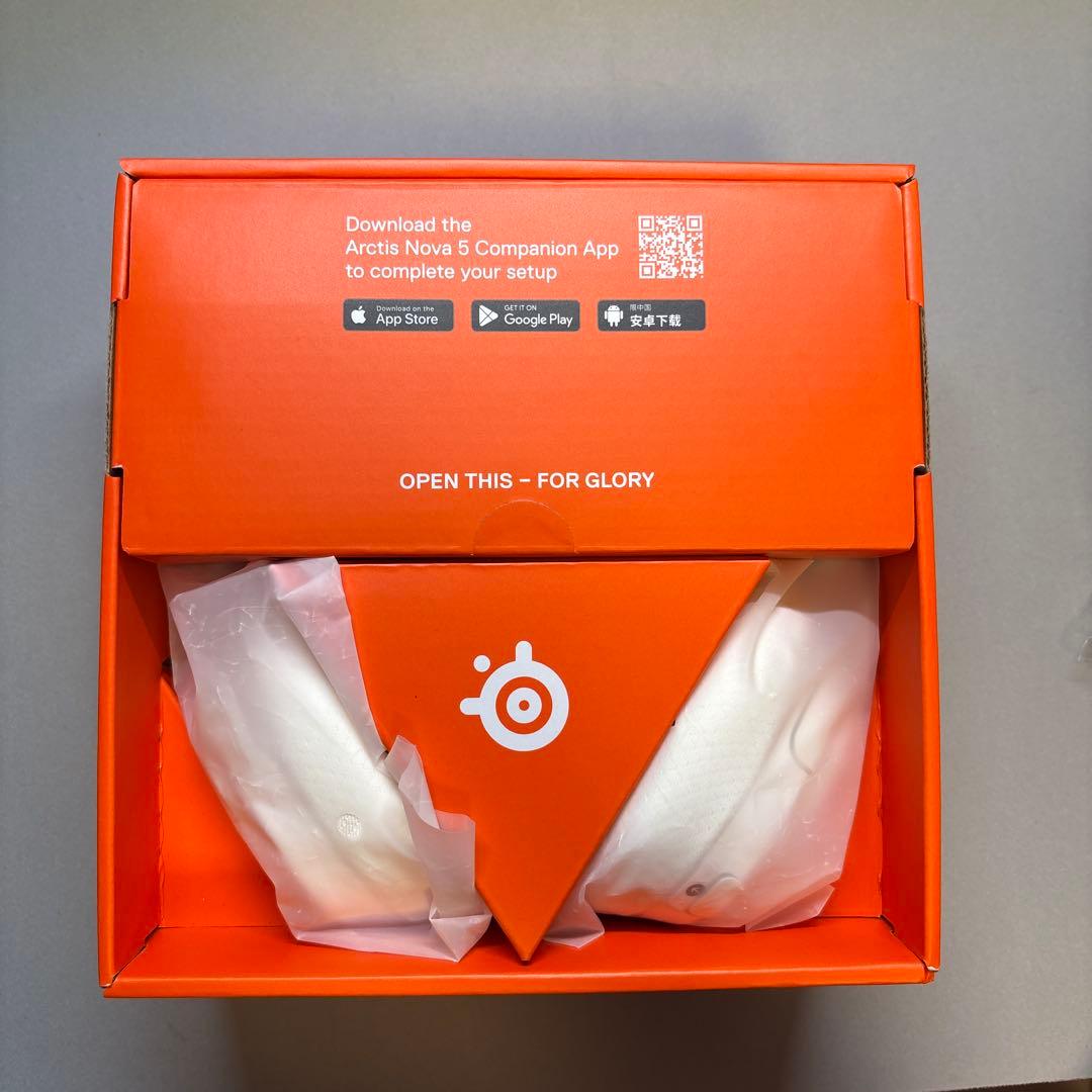 SteelSeries Arctis Nova 5 Wireless ホワイト