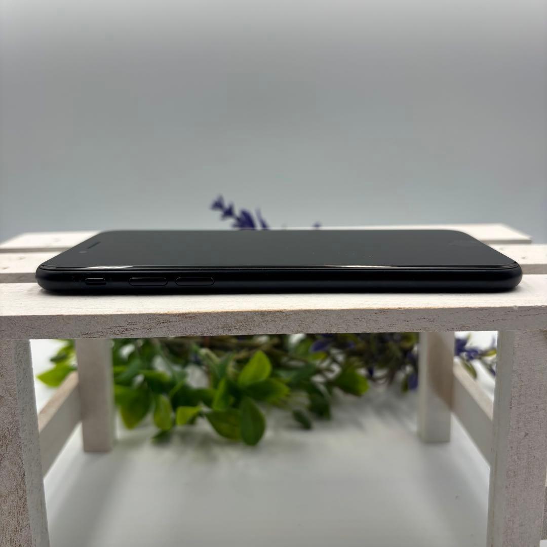 iPhone SE第3世代 64GB ミッドナイト300