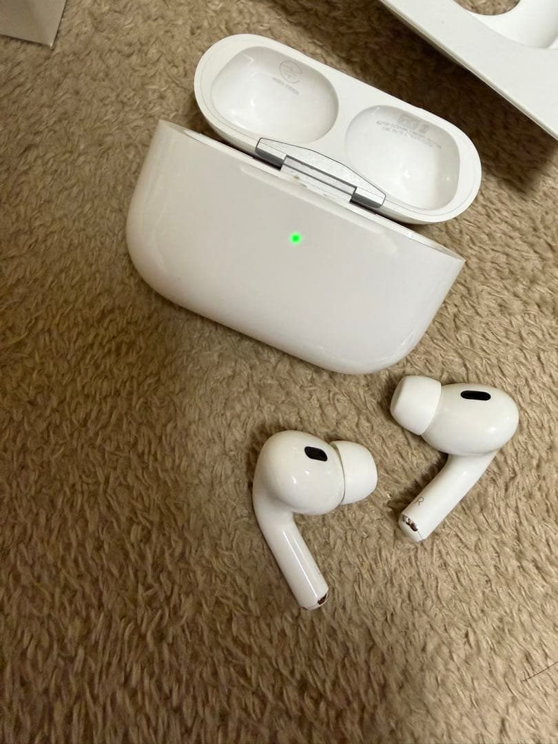 イヤホン Apple Airpods Pro 2