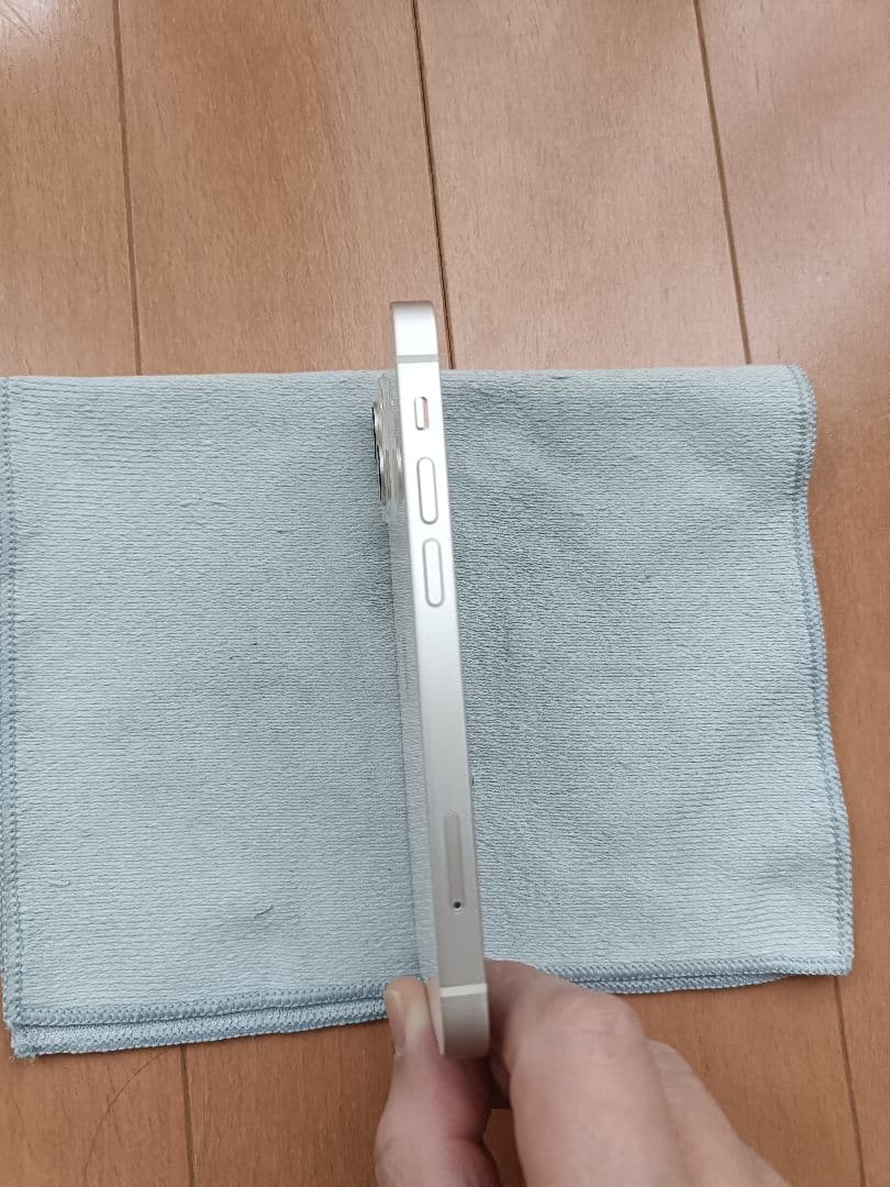 【美品】iPhone13 mini 128GB スターライト