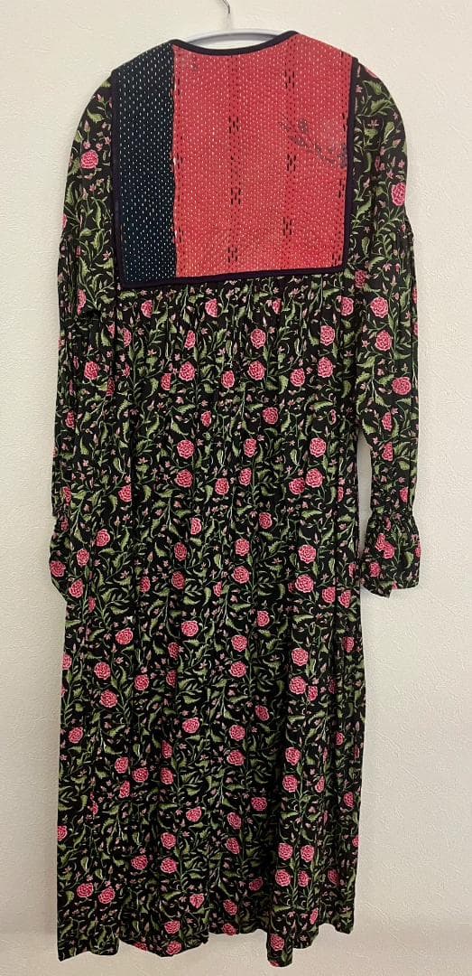 (訳あり)niokiニウーキワンピースpink×black※小さな傷あり