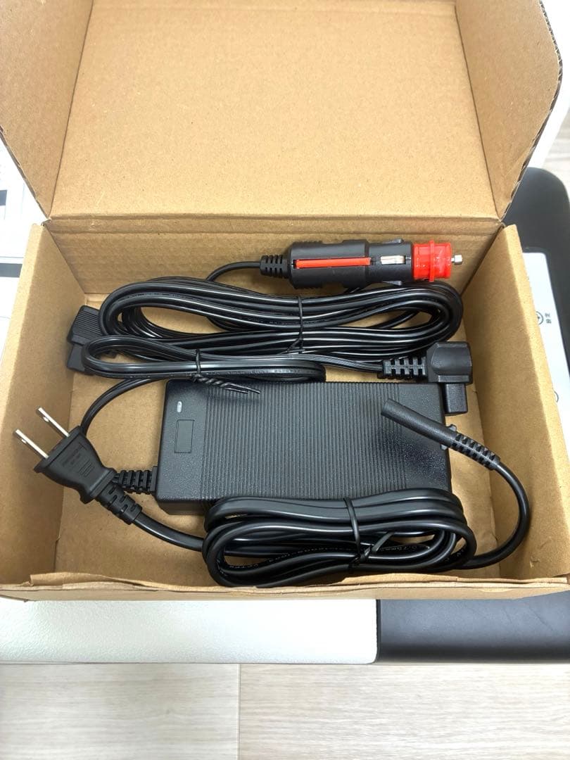 【新品未使用】ベルソス 車載対応 ポータブル冷凍冷蔵庫15L VS-CB015