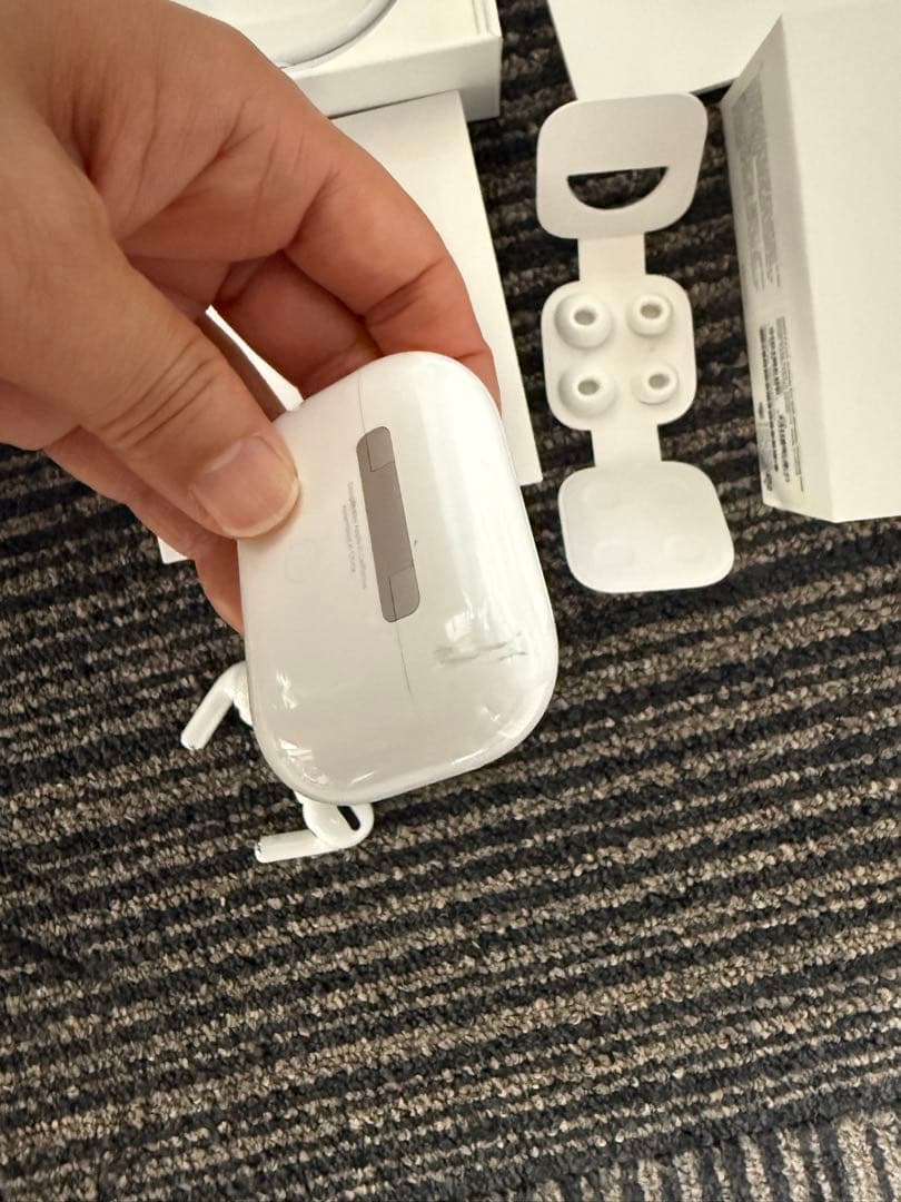 は*る様 AirPods Pro2 多少の値引可