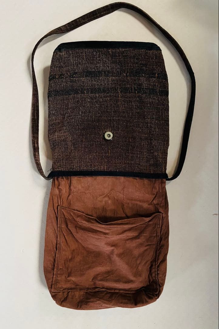 ◆柿渋染め 裂き織り ポシェット 山葡萄コサージュ付ブラウン◆