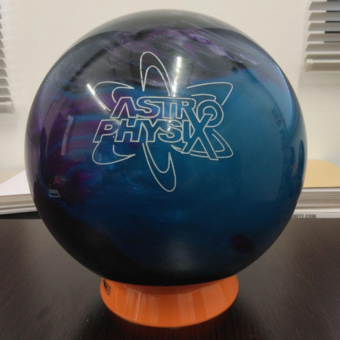 STORM ASTRO PHYSIX ボウリングボール 14p4ozです。