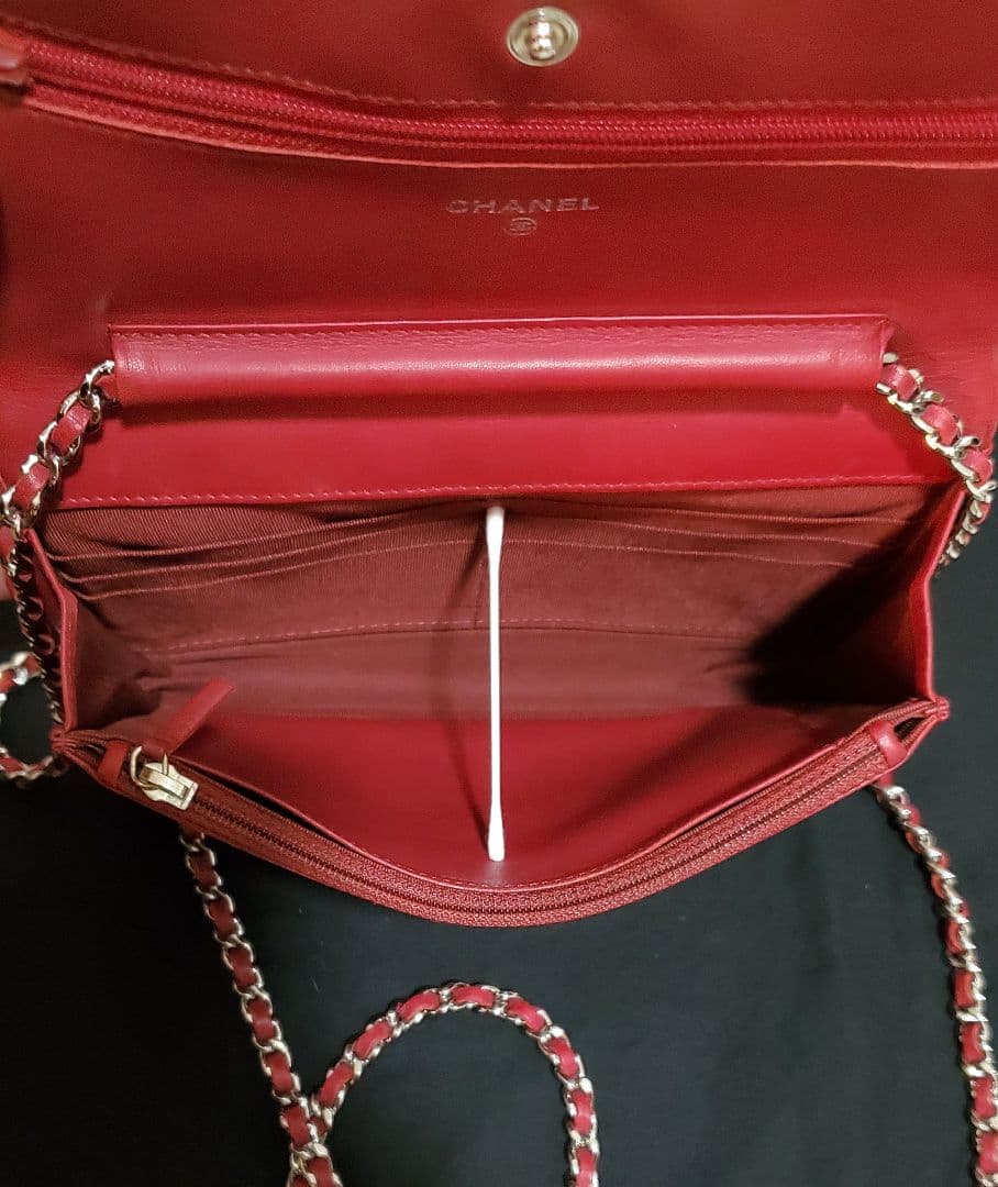 【美品】CHANEL 18番台 マトラッセ SV金具 レザー チェーンウォレット