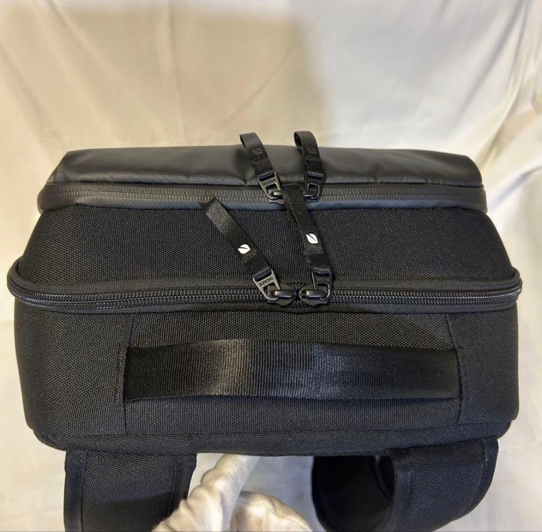 【美品】Incase インケース ARC Daypack ブラック リュック