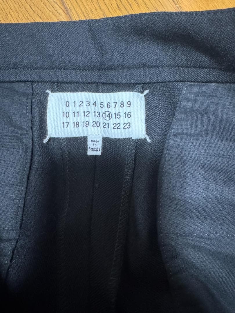 Maison Margiela（メゾンマルジェラ）ウールトラウザーズ黒 現行美品