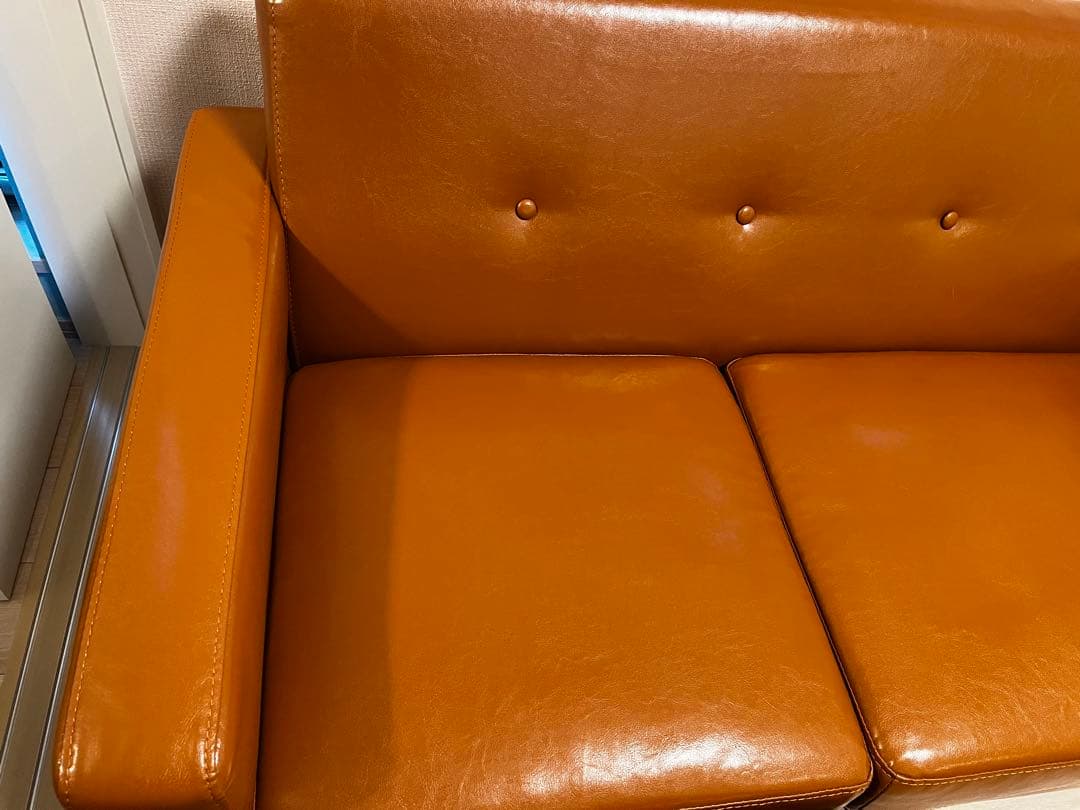 北欧カフェスタイル　三人掛け　ソファー