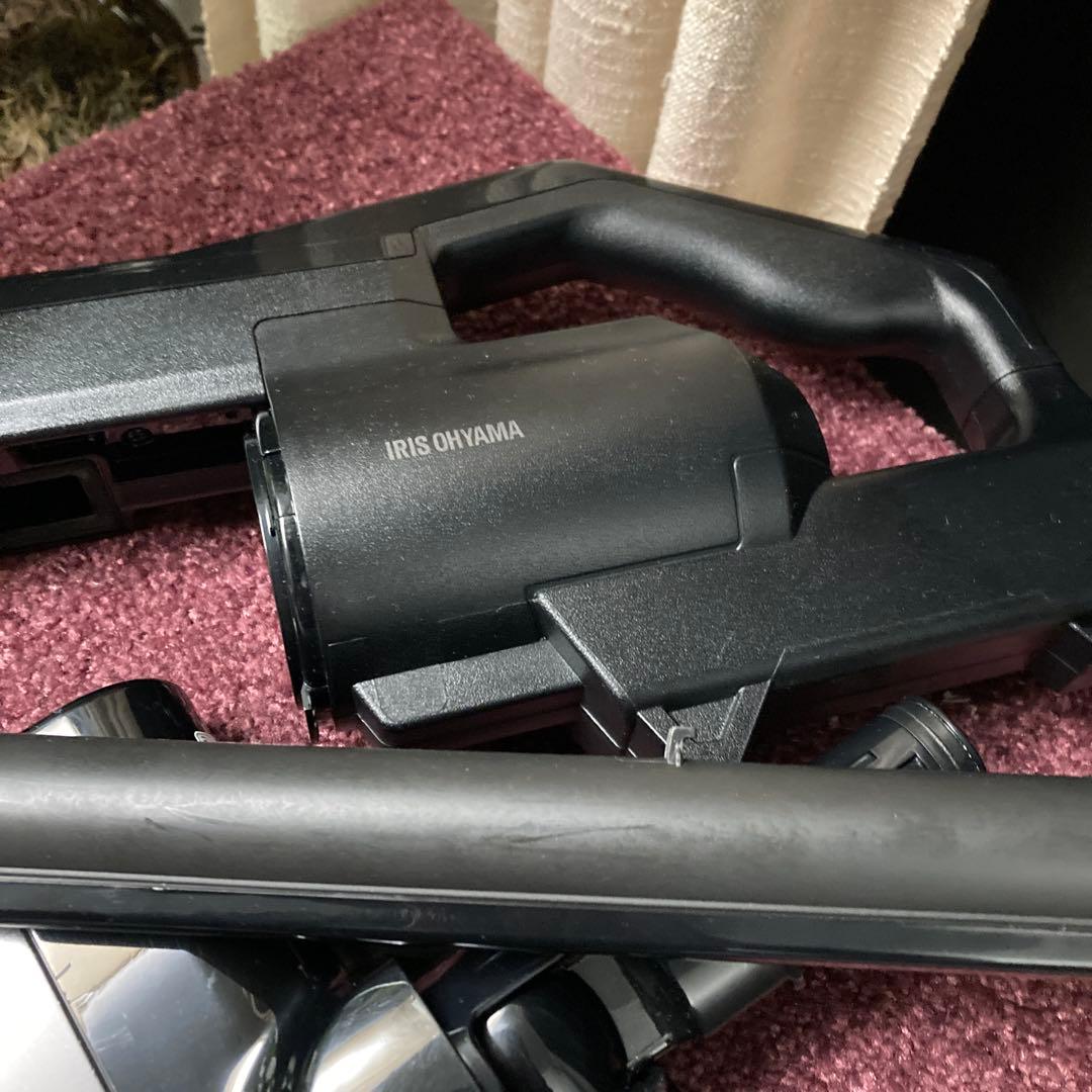 高速回転ヘッド☆人気のマットブラック　軽いからフローリングもスイスイ綺麗になる