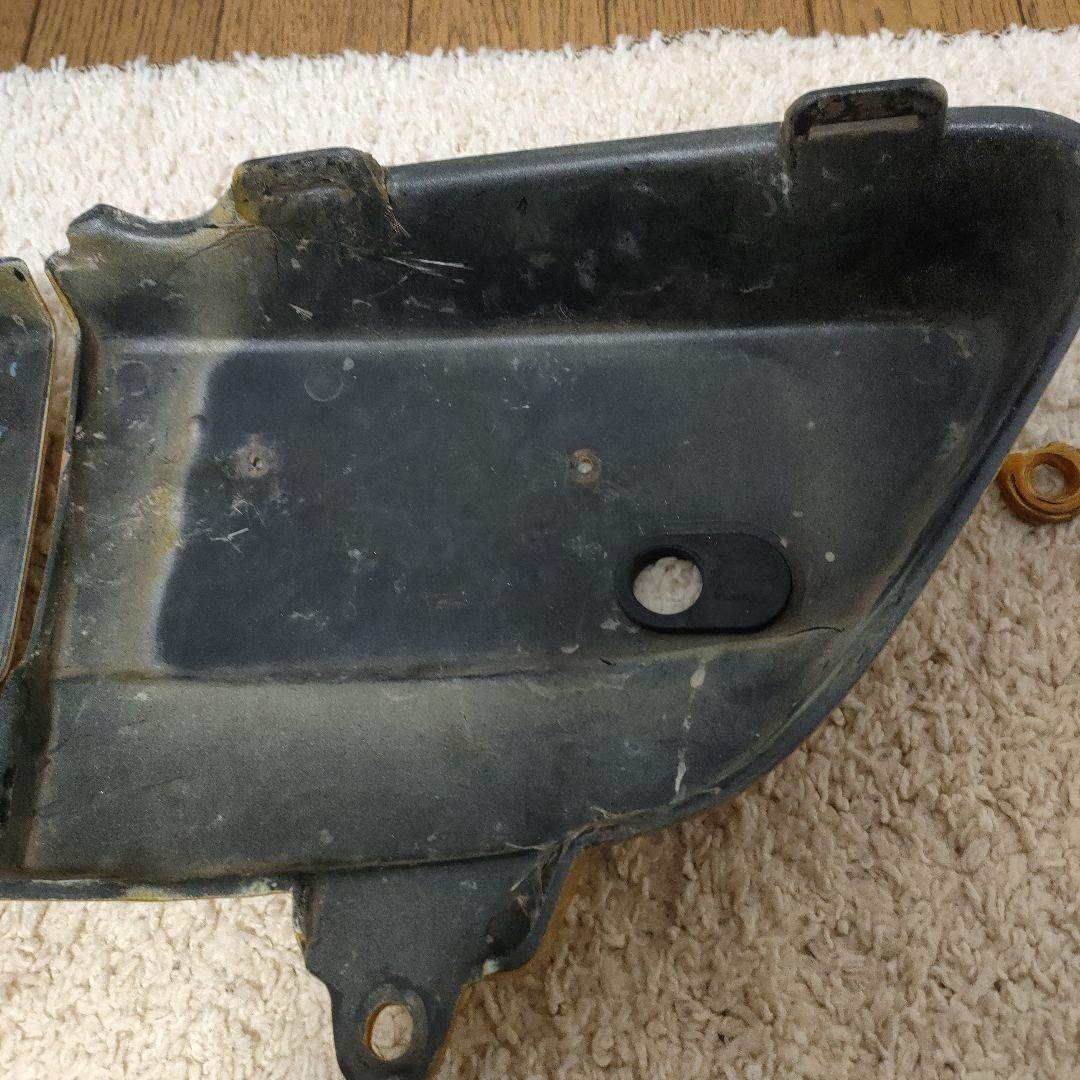 GT380後期型純正サイドカバー☆送料込み☆