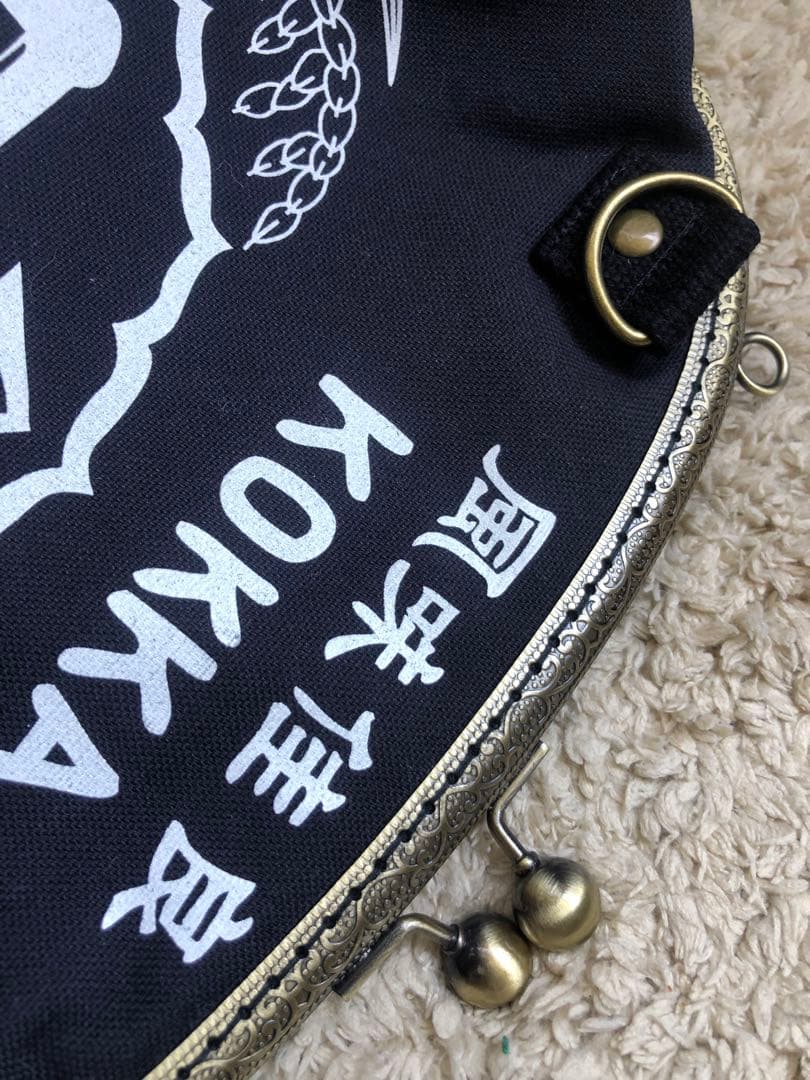 ハンドメイド●超特大大容量★箱ティッシュ4箱入るがま口リュック、前掛けバッグ