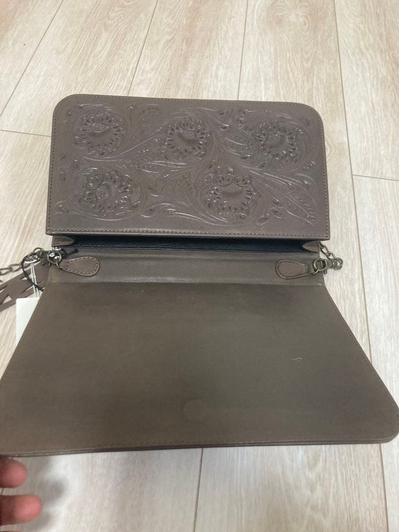 グレースコンチネンタル・クラッチバッグ