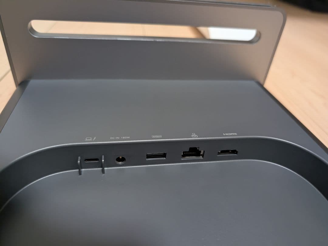 Anker 675 USB-C 12-in-1 ドッキングステーション