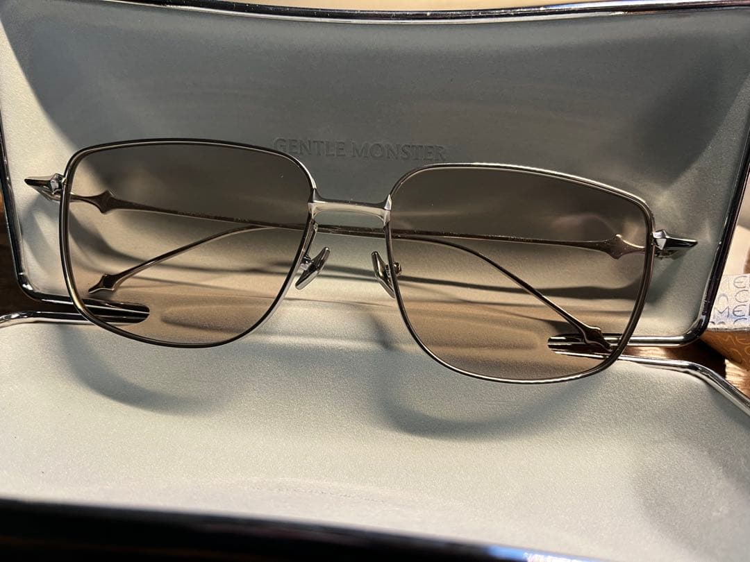 Gentle Monster Academya ブラウン