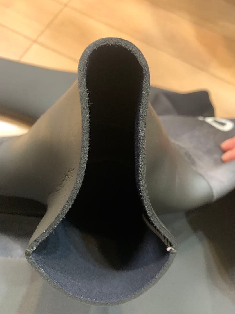 O'NEILL オニール セミドライ　チェストジップ　Lサイズ