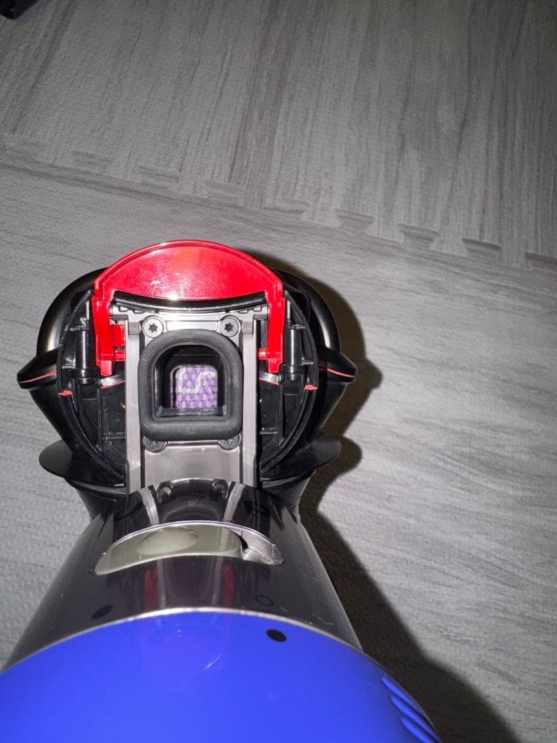 Dyson V8 パープル　本体、ヘッドともに分解洗浄済み