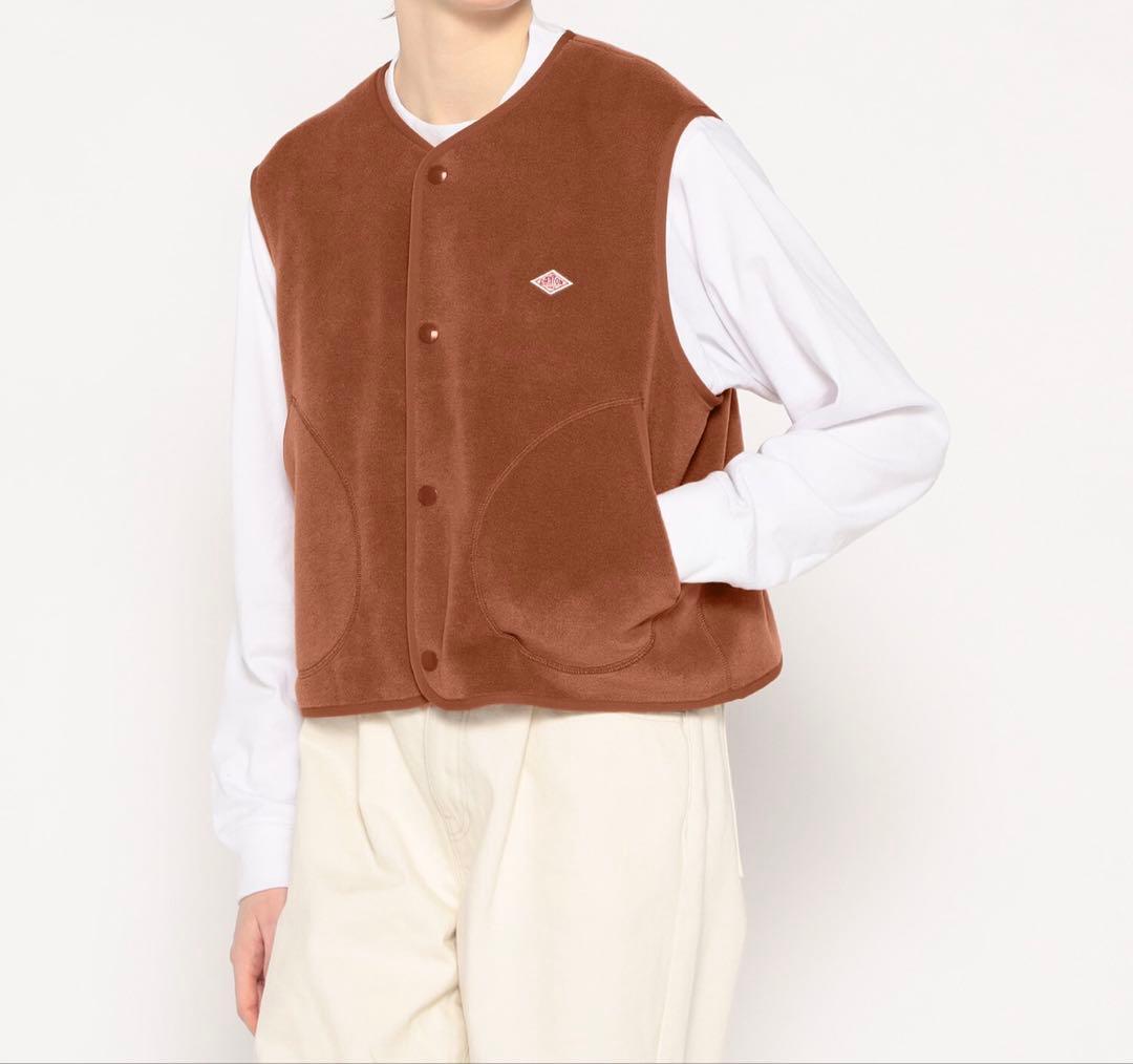 WOMEN＇S FLEECE COLLARLESS VEST