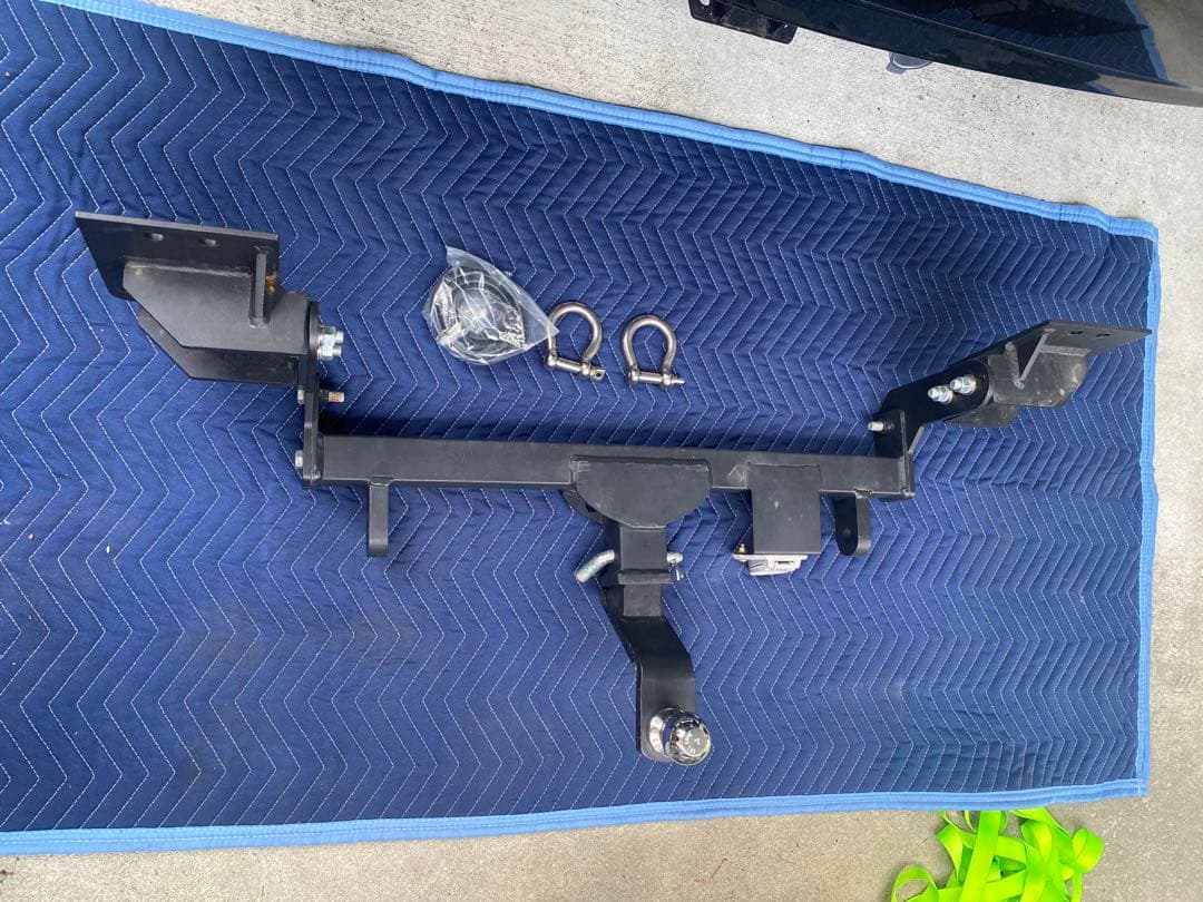 zvw 50 プリウス　ヒッチメンバー