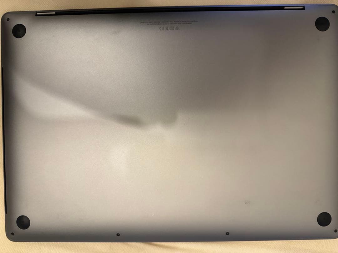 GOLDApple MacBook Pro 2019 16インチ