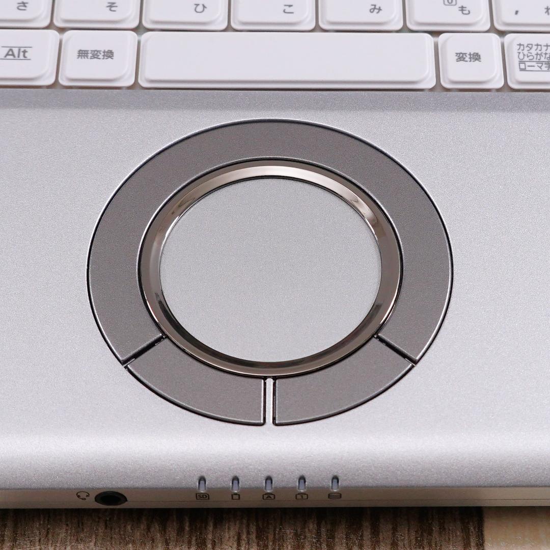 超高速大容量新品ＳＳＤ１ＴＢ搭載✨美品の神速モバイル✨１１世代ｉ５に大容量メモリ