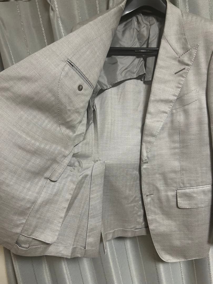 TOM FORD ライトグレー スーツ　Made to Major